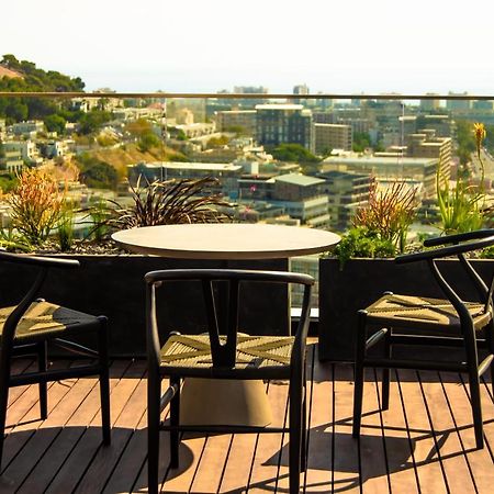 16 On Bree Luxury Studio Apartment With City Mountain Sea Views Cape Town Exterior photo